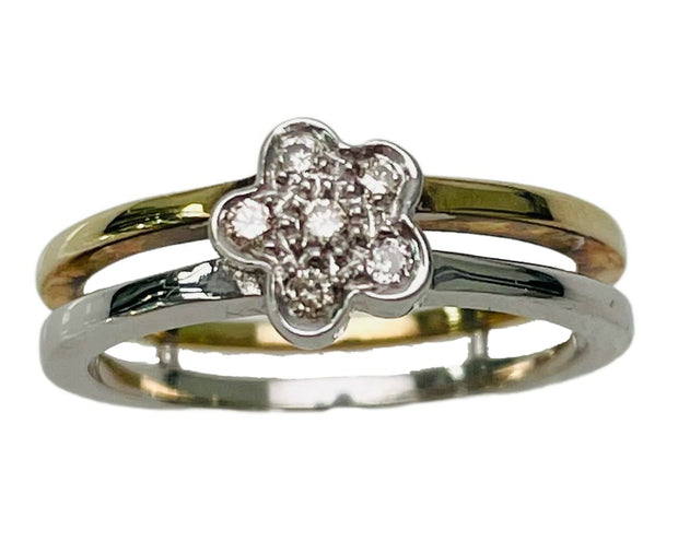 1/10 Carat TW Diamond Flower Ring