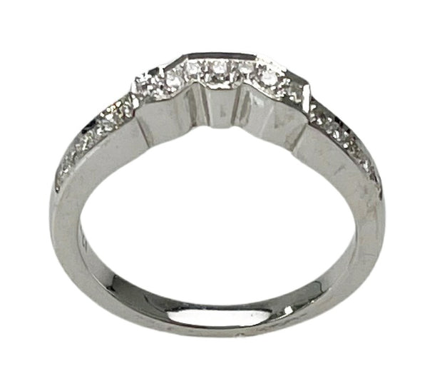 Curved Diamond Band
