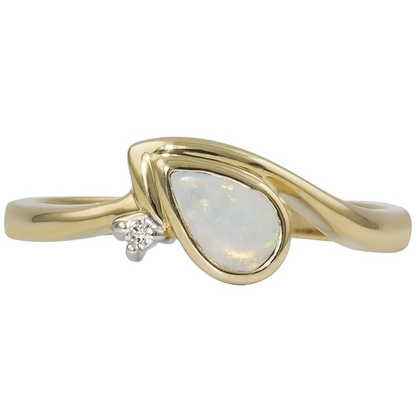 Opal ring