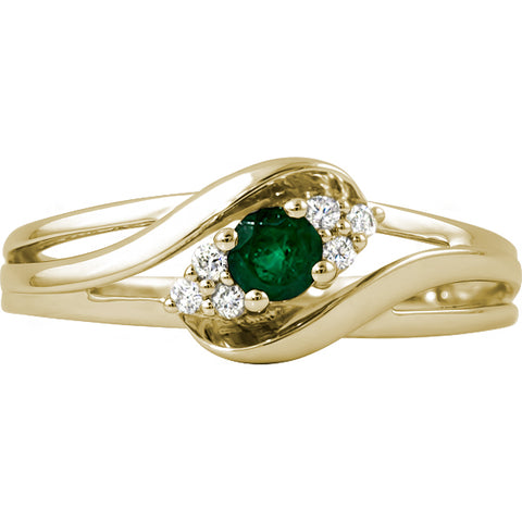 Emerald & Diamond Ring