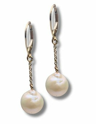 Pearl Earring