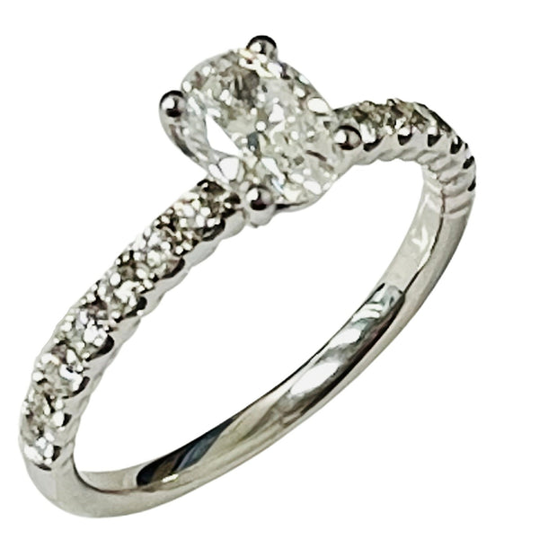Stunning Diamond Engagement Ring