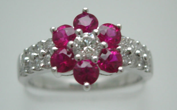 Stunning Ruby & Diamond Ring