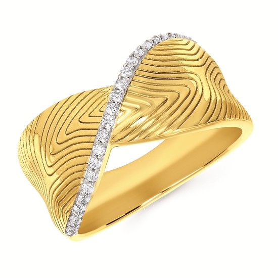 Fancy Diamond Band